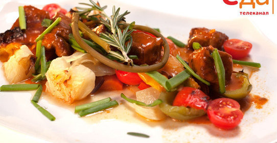 Рагу из говядины с овощами от телеканала «Еда»