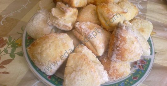 Слойки с творогом