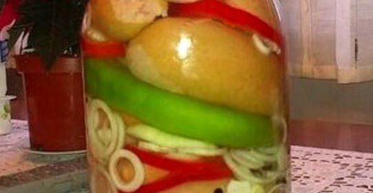 Маринованные и фаршированные шпикачки к пиву