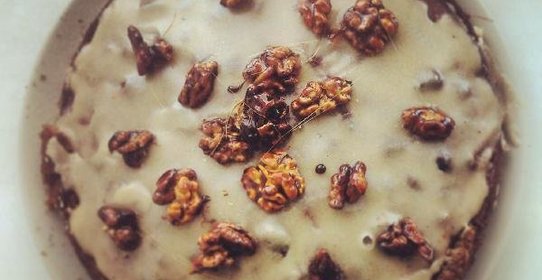 Лучший кофейный бисквит с грецкими орехами