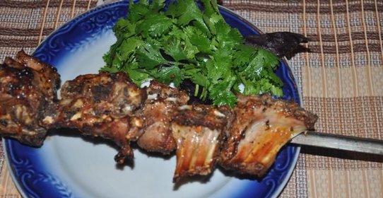 Мясо баранины на костре