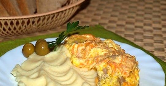 Курица с морковью