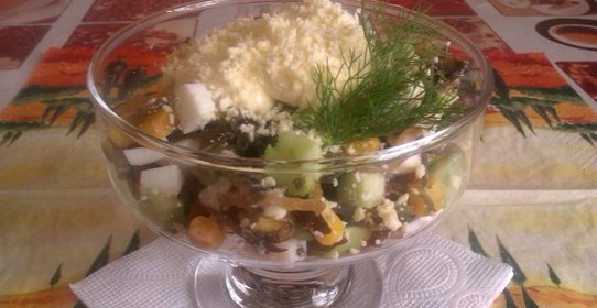 Салат из морской капусты с огурцом