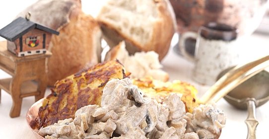 Телятина с шампиньонами