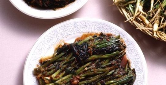 Маринованная черемша в японско-корейских специях