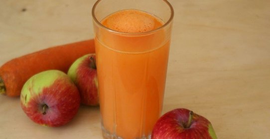 Морковно яблочный напиток