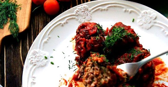 Тефтели в густом томатном соусе