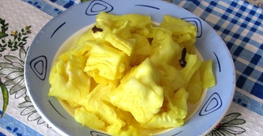 Капуста маринованная с куркумой