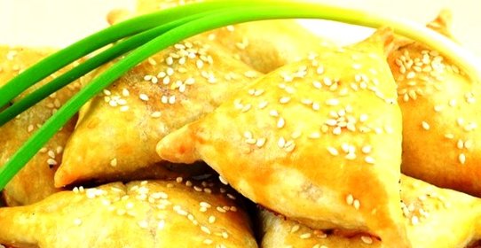 Самса с курицей и грибами