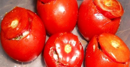 Малосольные помидоры