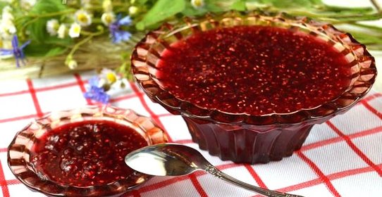 Джем из малины на смородиновом соке в мультиварке