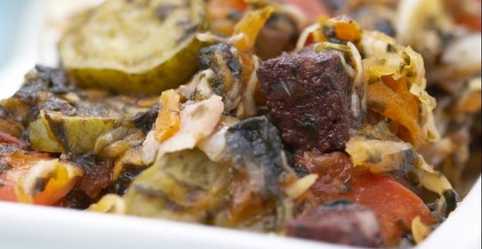 Солянка сборная с морской капустой