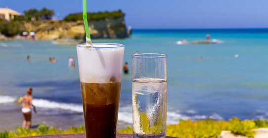 Лучшие холодные кофейные напитки лета