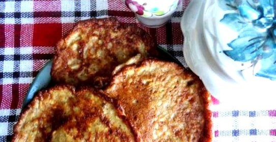 Печеночные оладьи с сыром