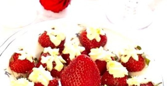 Клубника с лимонным кремом