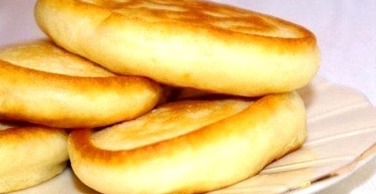 Пышные оладьи без яиц на кефире