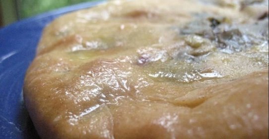 Лепешки с сыром и мангольдом