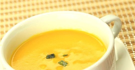Тыквенный суп-пюре с мандариновым соком