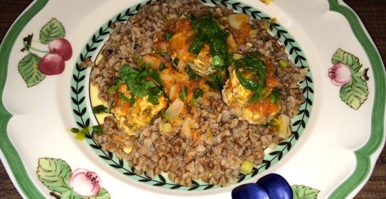 Мясные шарики в томатном соусе