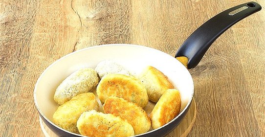 Куриные котлеты с хлебом