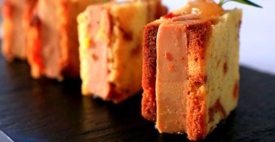 Сладкие картофельные бисквиты с ветчиной, горчицей и медом