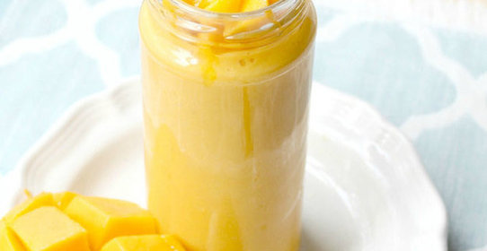 Манго-банановый смузи