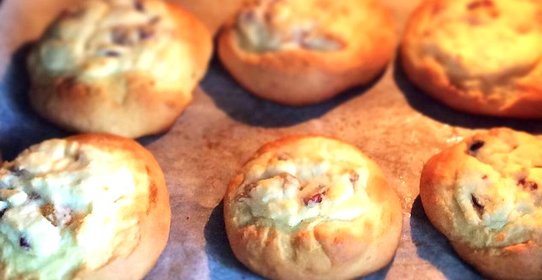 Пышная ватрушка с творогом