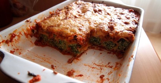 Каннеллони со шпинатом и рикотой