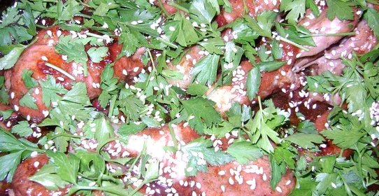 Куриные ножки в вишневом соусе