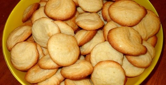 Сливочное песочное печенье