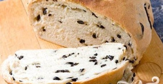 Хлеб с маслинами