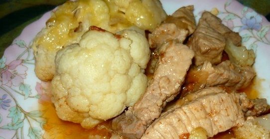 Свинина с цветной капустой