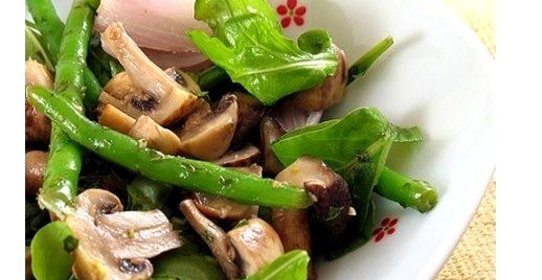 Салат с шампиньонами и стручковой фасолью