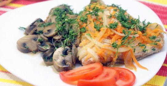 Горбуша с грибами