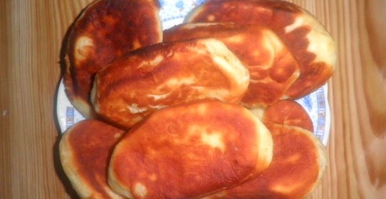 Жареные пирожки с горохом