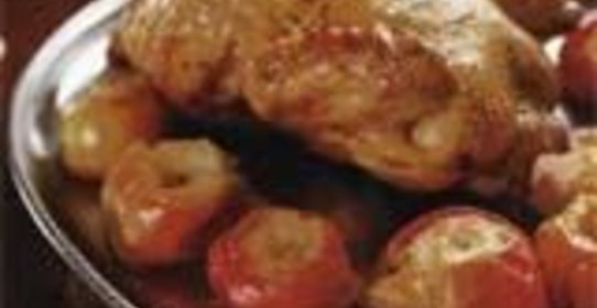 Курица, томленная с яблоками ранет и кальвадосом