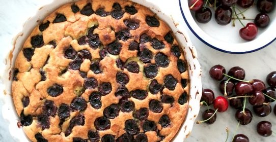 Вишневый бисквит