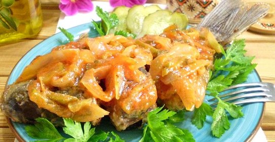 Жареная рыба с подливой