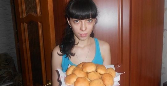 Булочки из слоеного теста с сыром