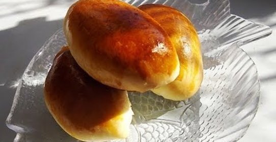 Пирожки с изюмом