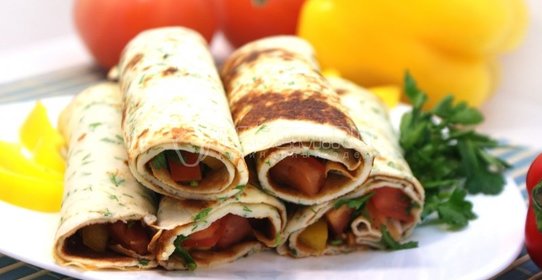 Блины с овощной начинкой