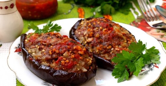 Баклажаны фаршированные мясным фаршем