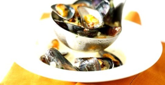 Классические французские мидии (Moules Mariniere)