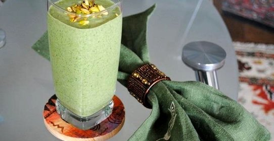 Шпинатно-манговый смузи