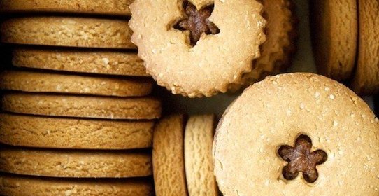 Печенье из киноа и миндаля