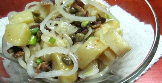 Теплый картофельный салат