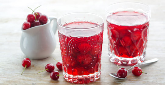 Компот из вишни