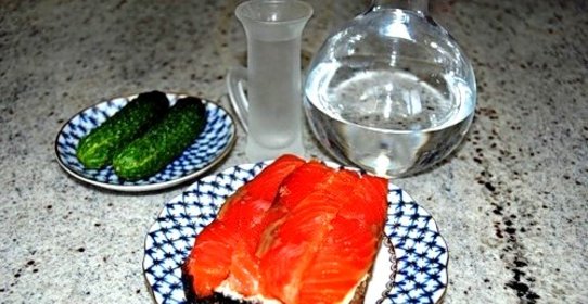 Соленая красная рыба