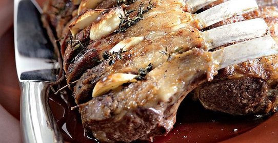 Отбивные из ягненка с тимьяном