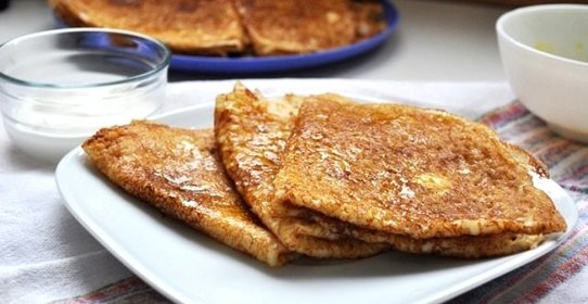 Блинчики на кефире, заваренные кипятком